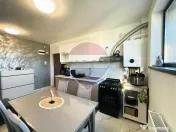 Apartament 2 camere decomandat + Loc de parcare privat | Doamna Stanca