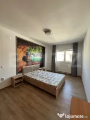 Apartament 2 camere, decomandat, parcare, zona Eroilor 