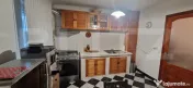 Apartament 3 camere, 69 mp, etaj 2/4, zona Rovine 