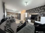 Apartament 2 camere, parcare, etaj intermediar, zona Porii