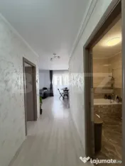 Apartament 2 camere, parcare, etaj intermediar, zona Porii