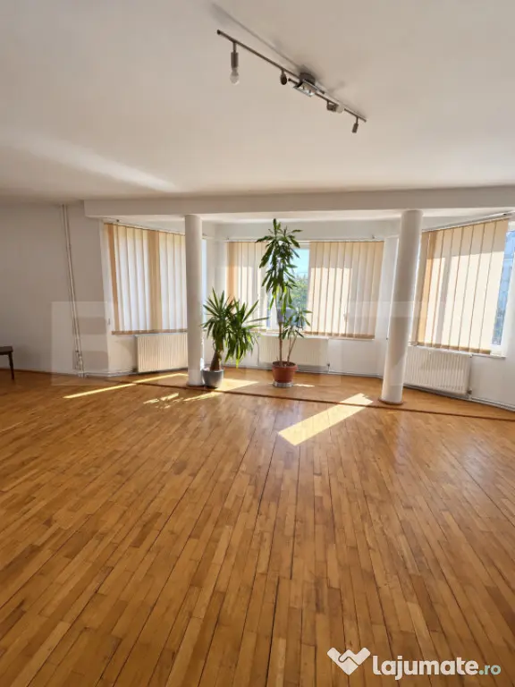 Casa de vanzare, 380 mp, zona Viișoara - Bistrita (Bistrita-Nasaud)