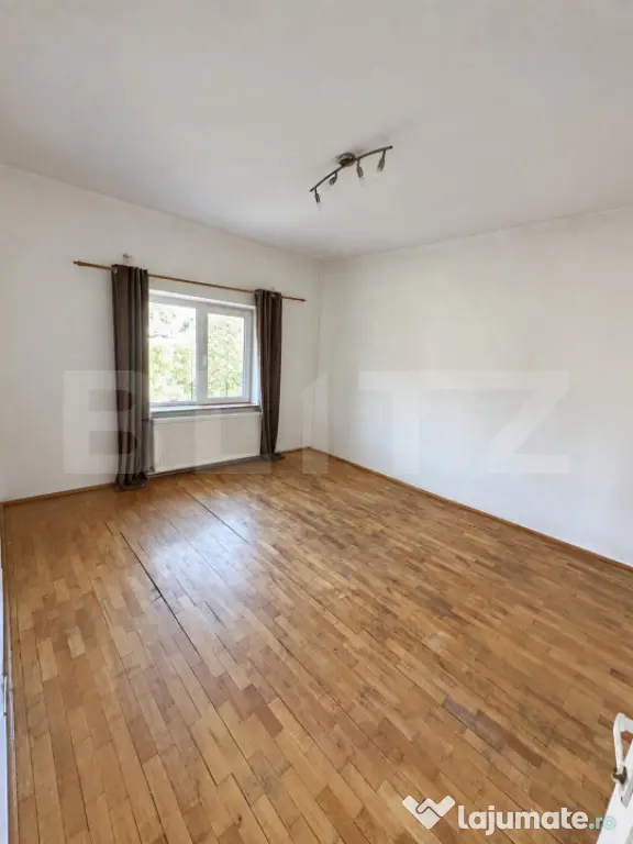 Casa de vanzare, 380 mp, zona Viișoara - Bistrita (Bistrita-Nasaud)