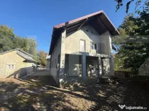 Casă individuală P+M 170mp utili , teren 2433mp - Com. Cor