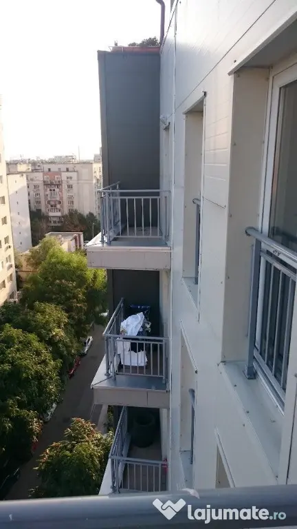 Apartament 4 camere cu garaj Calea Calarasi Decebal - Bucuresti (Bucuresti-Ilfov)
