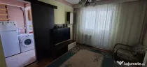 Inchiriez apartament 3 camere SD rond 28 Alexandru cel Bun