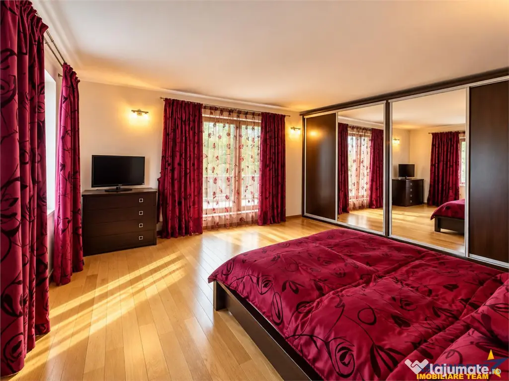 Unitate rezidential activitati educationale, 700 mp teren, - Brasov (Brasov)