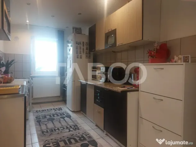 Apartament 65 mp 3 camere decomandate balcon Pet Friendly Va - Sibiu (Sibiu)