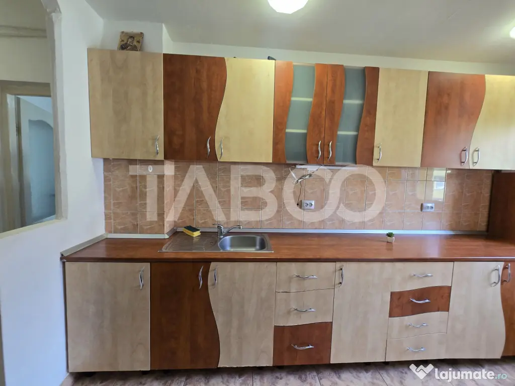 Apartament de inchiriat 2 dormitoare decomandat Vasile Aaron - Sibiu (Sibiu)