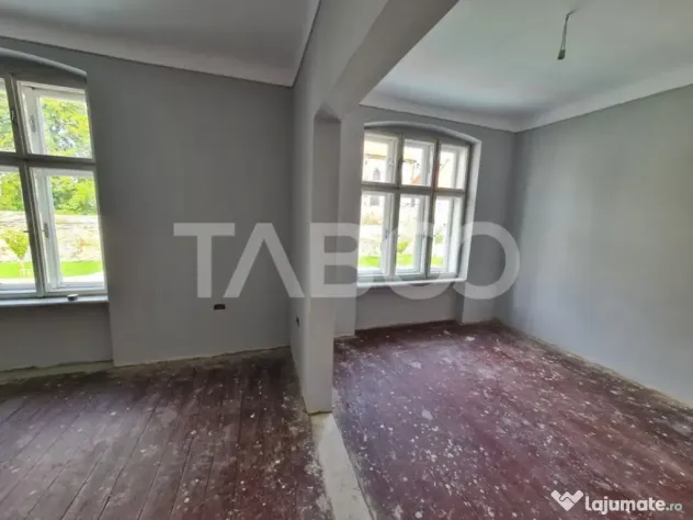 Spatiu comercial de inchiriat pe Lucian Blaga in centru Sebe - Sebes (Alba)