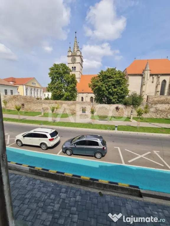 Spatiu comercial de inchiriat pe Lucian Blaga in centru Sebe - Sebes (Alba)