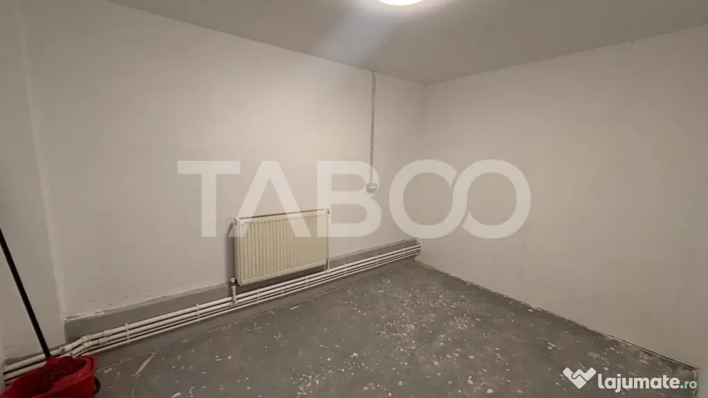 Spatiu comercial 250mpu de inchiriat renovat modern cu acce - Sibiu (Sibiu)