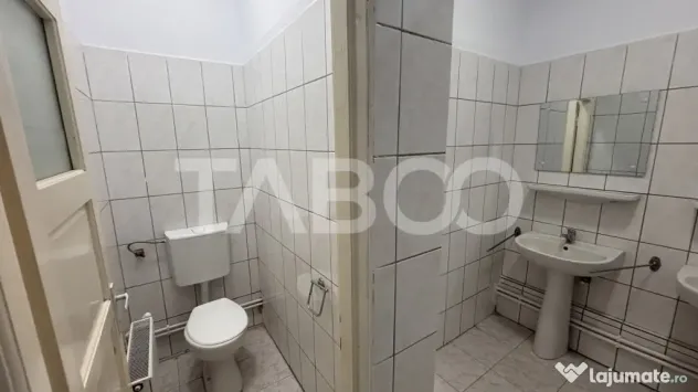 Spatiu comercial 250mpu de inchiriat renovat modern cu acce - Sibiu (Sibiu)