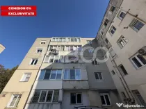 Apartament decomandat 2 camere 40 mpu etaj 2 zona 13 Decembr
