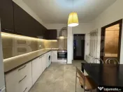 Apartament 2 camere, parcare, semidecomandat, zona: Parcul R 