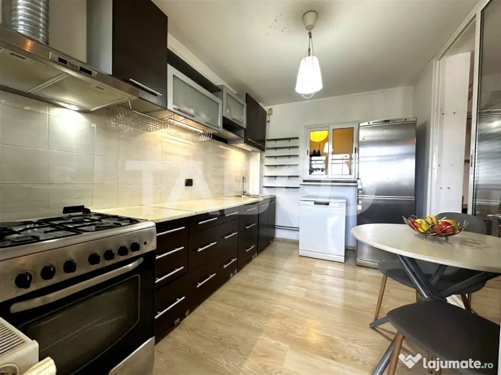 Apartament decomandat de vanzare 55 mpu 2 camere pod 38 mp i - Sibiu (Sibiu)