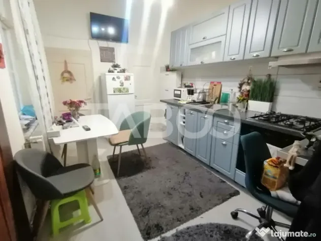 Apartament de vanzare cu 2 camere pivnita balcon Centrul Ist - Sibiu (Sibiu)