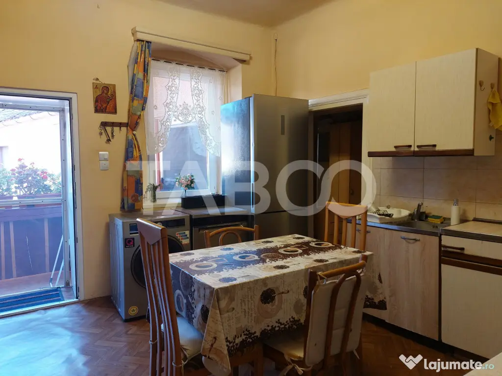 Apartament spatios la casa 97 mpu 3 camere 20 mp gradina piv - Cisnadie (Sibiu)