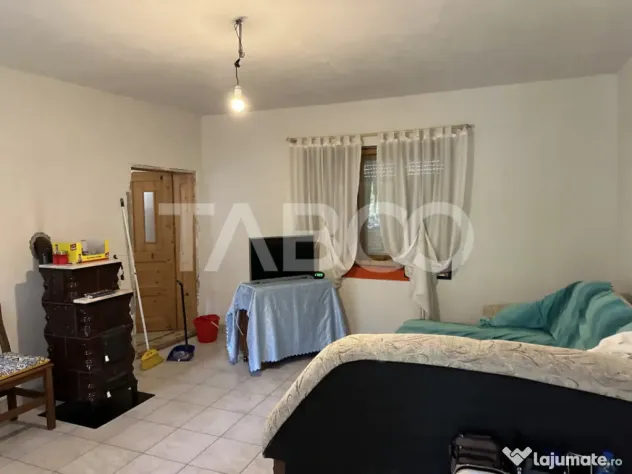 Casa 3 camere 5335 teren liber garaj si anexe in Sinca Vech - Sinca Veche (Brasov)