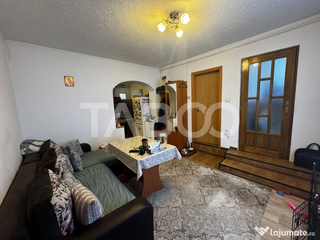 Apartament la casa 3 camere 69 mpu garaj propriu Orasul de J - Sibiu (Sibiu)