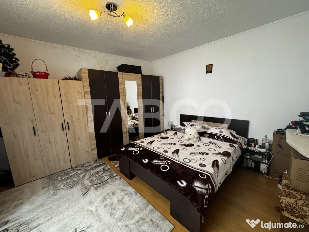Apartament la casa 3 camere 69 mpu garaj propriu Orasul de J - Sibiu (Sibiu)