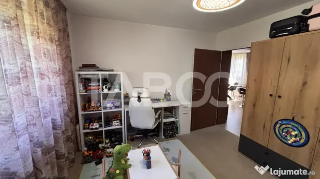 Apartament 3 camere de vanzare 65mpu cu loc de parcare - Sibiu (Sibiu)