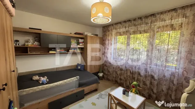 Apartament 3 camere de vanzare 65mpu cu loc de parcare - Sibiu (Sibiu)
