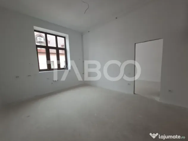 Apartament de vanzare 3 camere 3 bai zona centrala - predare - Sibiu (Sibiu)