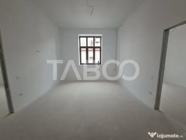 Apartament de vanzare 3 camere 3 bai zona centrala - predare - Sibiu (Sibiu)