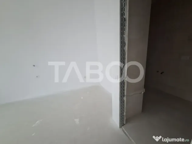 Apartament de vanzare 3 camere 3 bai zona centrala - predare - Sibiu (Sibiu)