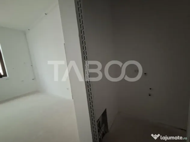 Apartament de vanzare 3 camere 3 bai zona centrala - predare - Sibiu (Sibiu)