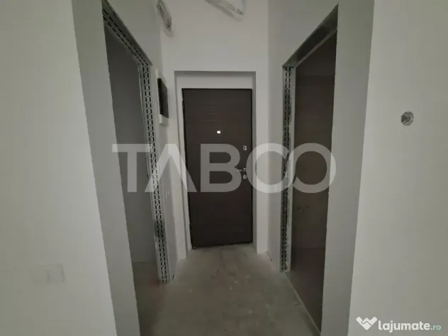 Apartament de vanzare 3 camere 3 bai zona centrala - predare - Sibiu (Sibiu)