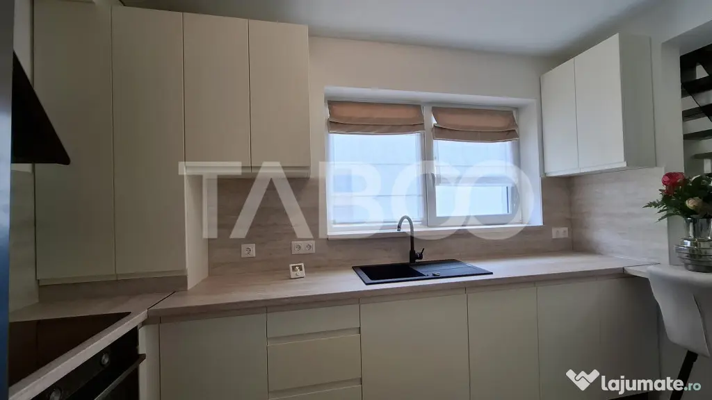 Penthouse lux ultrafinisat dotat si mobilat 2 nivele 131 mp - Sibiu (Sibiu)