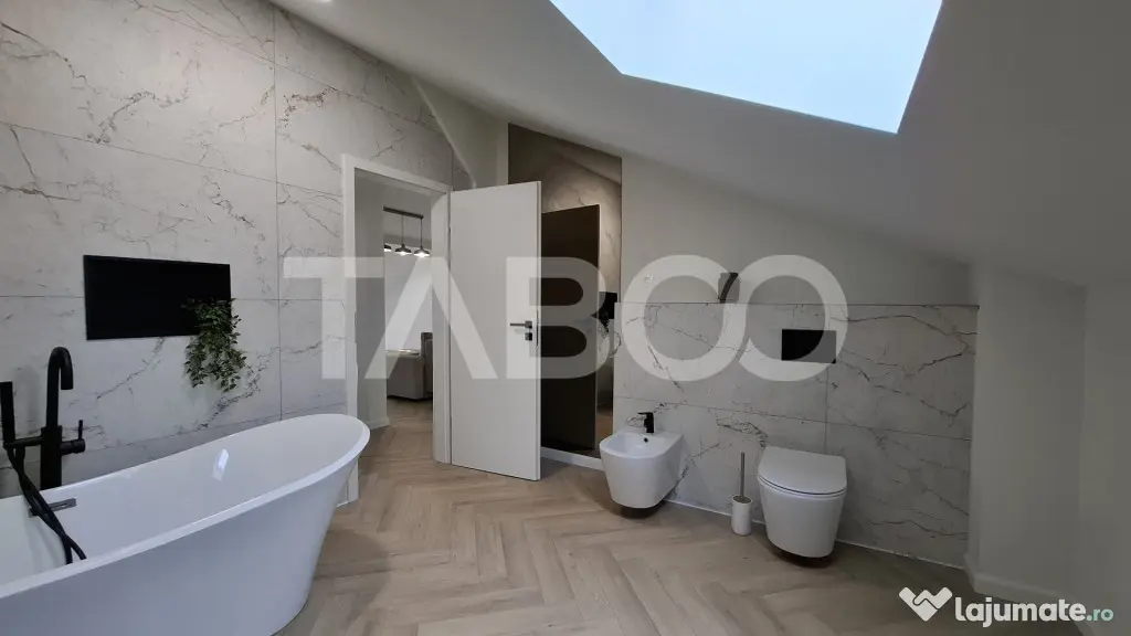 Penthouse lux ultrafinisat dotat si mobilat 2 nivele 131 mp - Sibiu (Sibiu)
