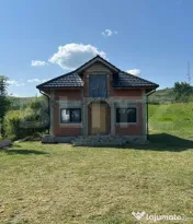 Casă la roșu individuală, open-space, 250 mp utili, teren