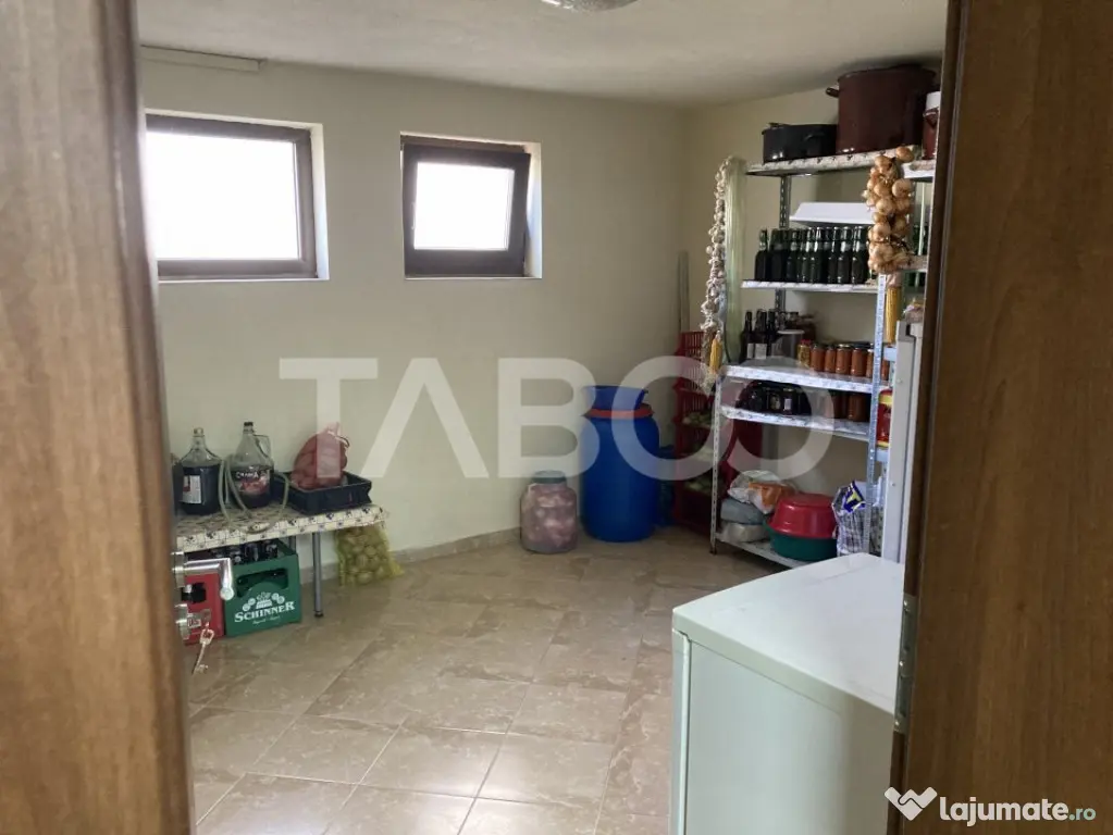 Casa individuala cu 7 camere de vanzare in Sibiu zona Selim - Sibiu (Sibiu)