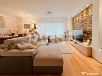 Apartament cu 3 camere de vanzare 113 mp garaj boxa Andrei M