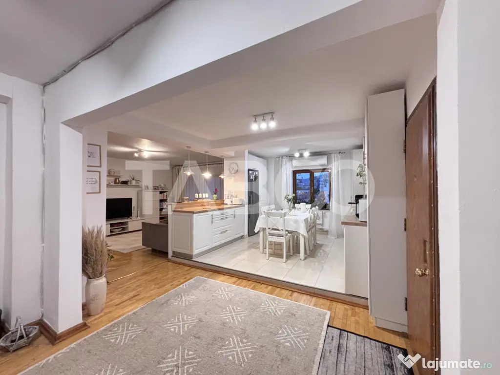 Apartament cu 4 camere de vanzare 99 mp utili Scortarilor - Cluj-Napoca (Cluj)