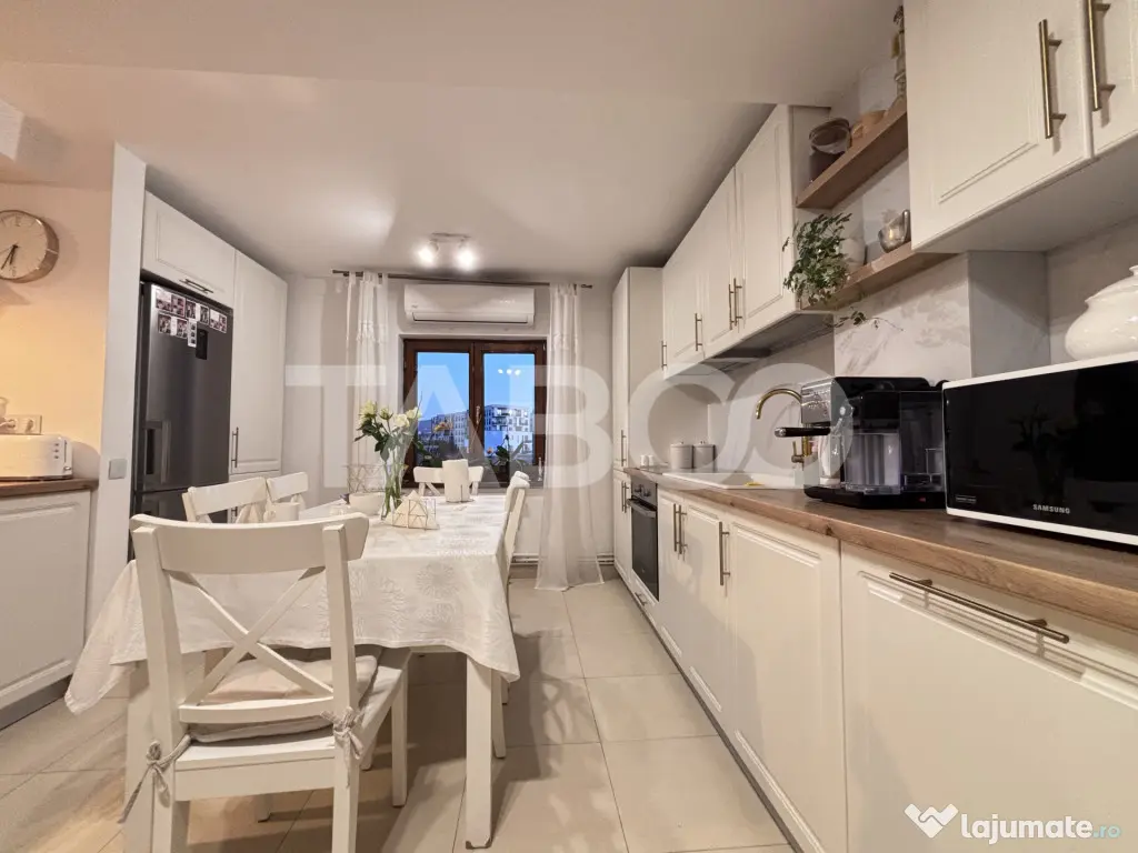 Apartament cu 4 camere de vanzare 99 mp utili Scortarilor - Cluj-Napoca (Cluj)