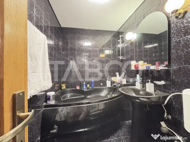 Apartament cu 4 camere de vanzare 99 mp utili Scortarilor - Cluj-Napoca (Cluj)