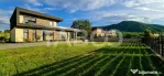Casa moderna cu 5 camere, piscina si priveliste superba, Cis