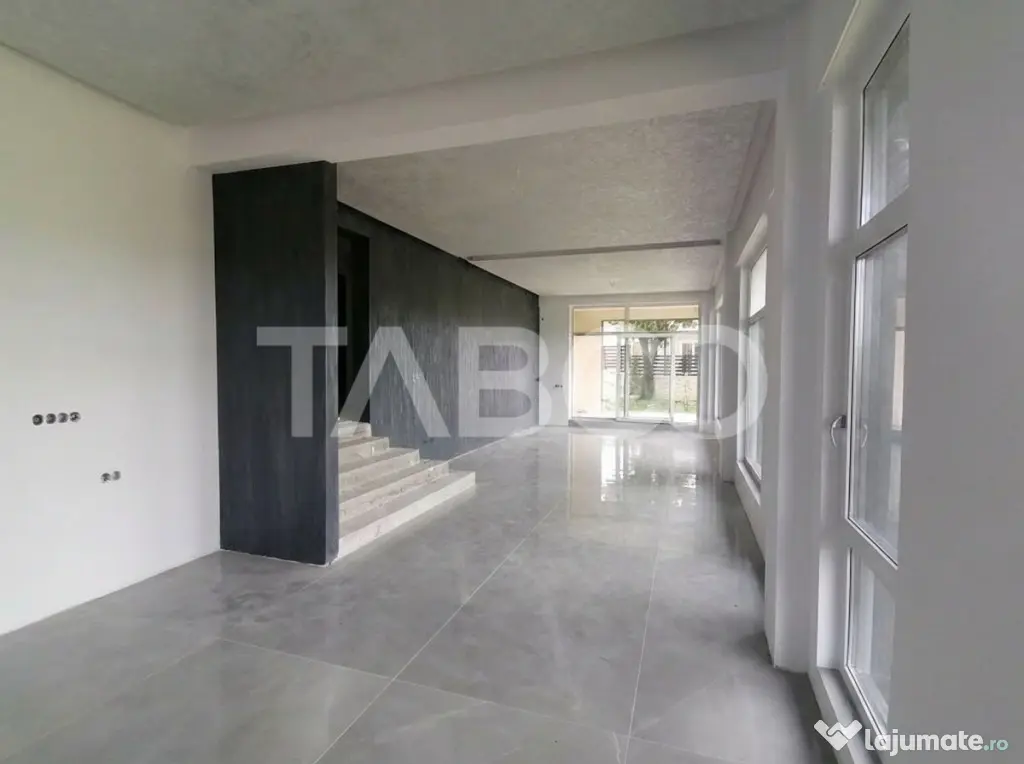 Casa moderna cu 5 camere, piscina si priveliste superba, Cis - Cisnadie (Sibiu)