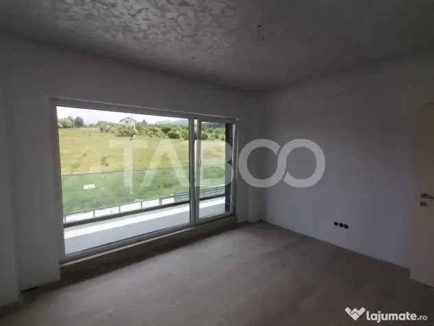 Casa moderna cu 5 camere, piscina si priveliste superba, Cis - Cisnadie (Sibiu)