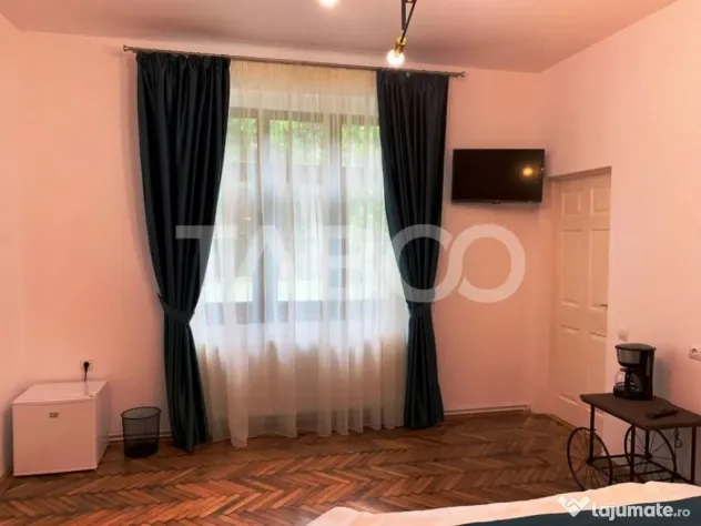 Pensiune moderna 5 camere 256 mp utili in Sibiu zona Orasul - Sibiu (Sibiu)