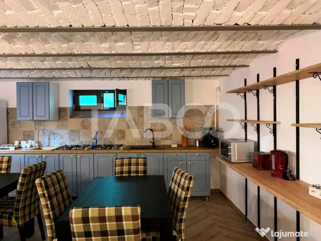 Pensiune moderna 5 camere 256 mp utili in Sibiu zona Orasul - Sibiu (Sibiu)