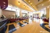 Hotel de 3* si 4* cu 64 de camere in Alba Iulia ultracentral 