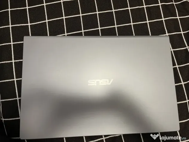 Laptop Asus x515