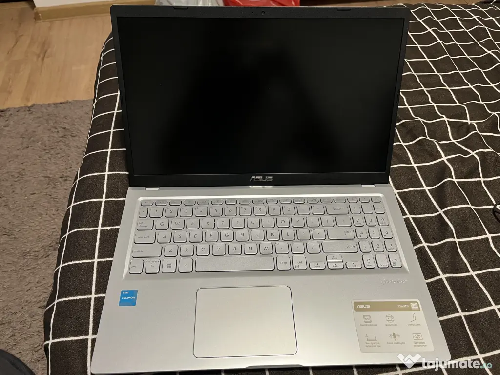 Laptop Asus x515