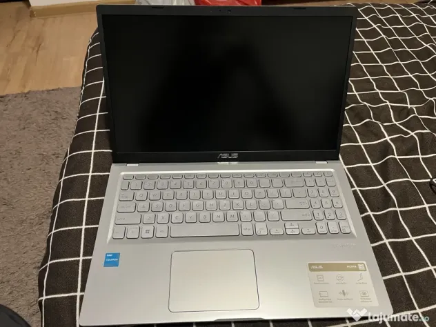 Laptop Asus x515