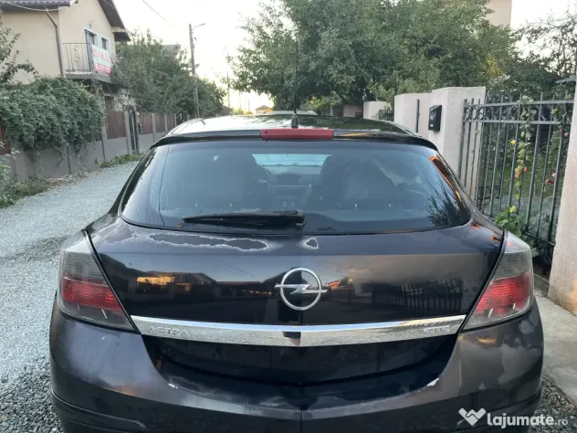Opel Astra H GTC 1.6 benzina